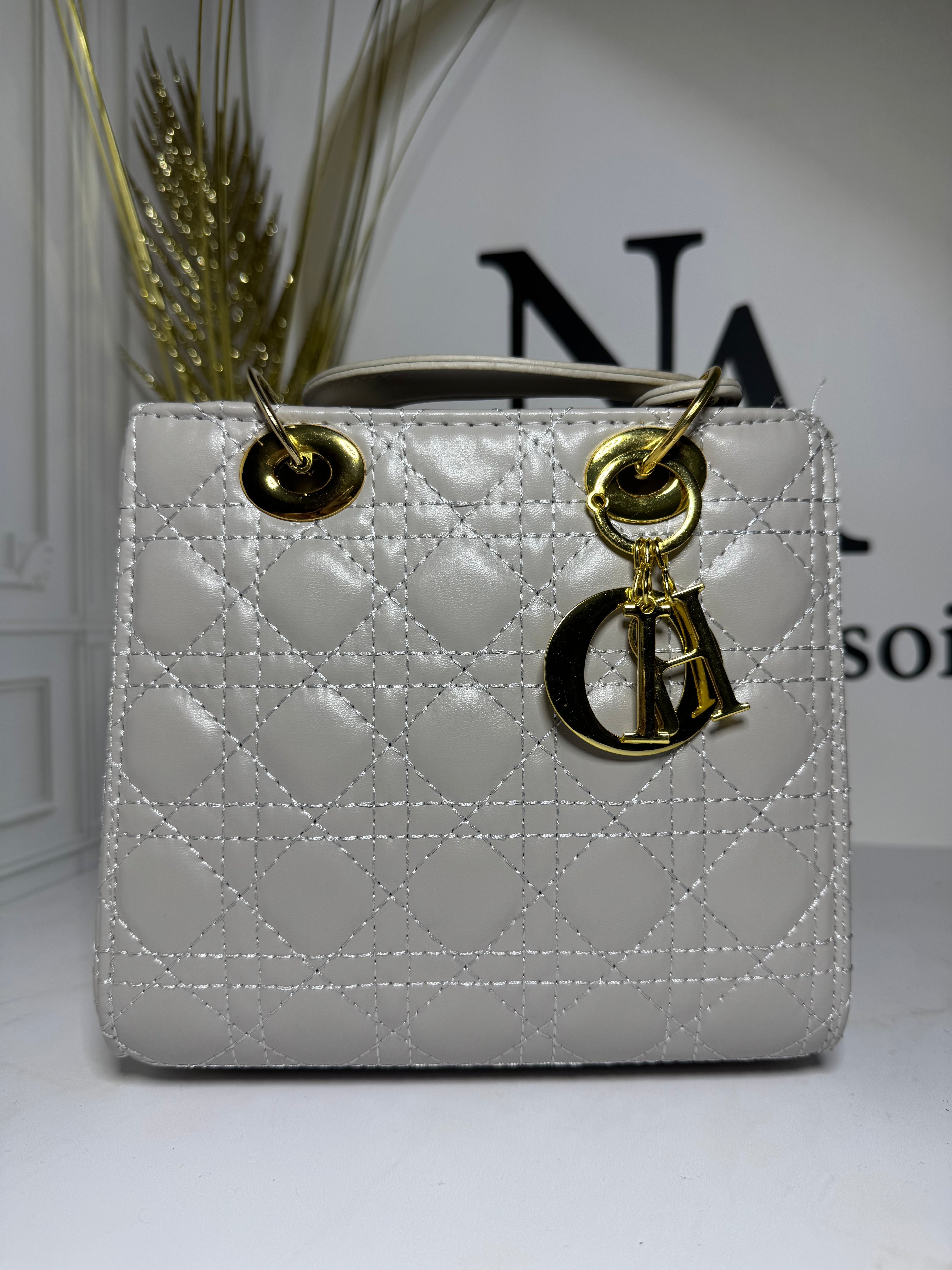 Sac femme Lady Dior – Élégant et pratique